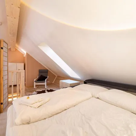 Le Soleil Apartment *